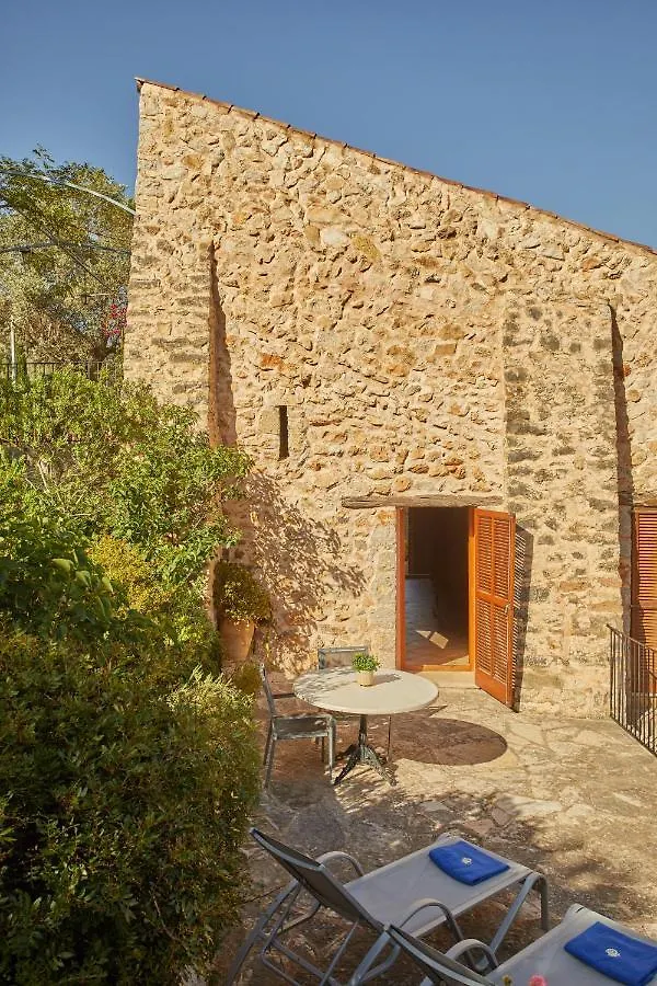 Farm stay Agroturismo Alqueria Blanca Bunyola Spain