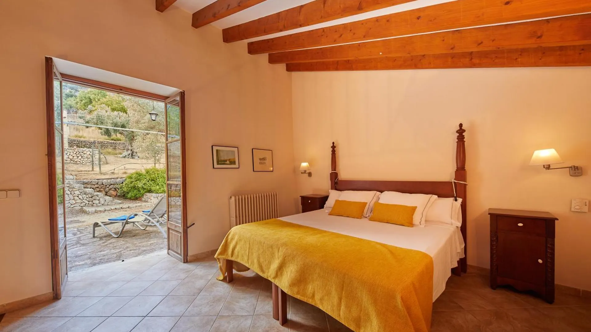 Agroturismo Alqueria Blanca Bunyola 0*,