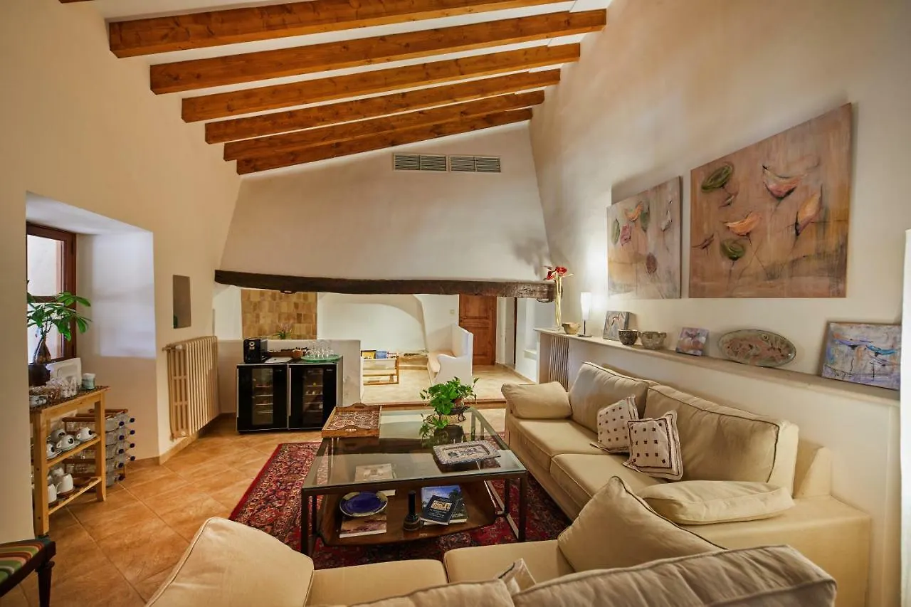 Agroturismo Alqueria Blanca Bunyola Farm stay