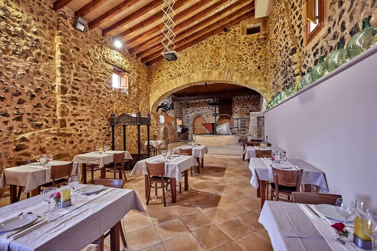 Farm stay Agroturismo Alqueria Blanca Bunyola Spain
