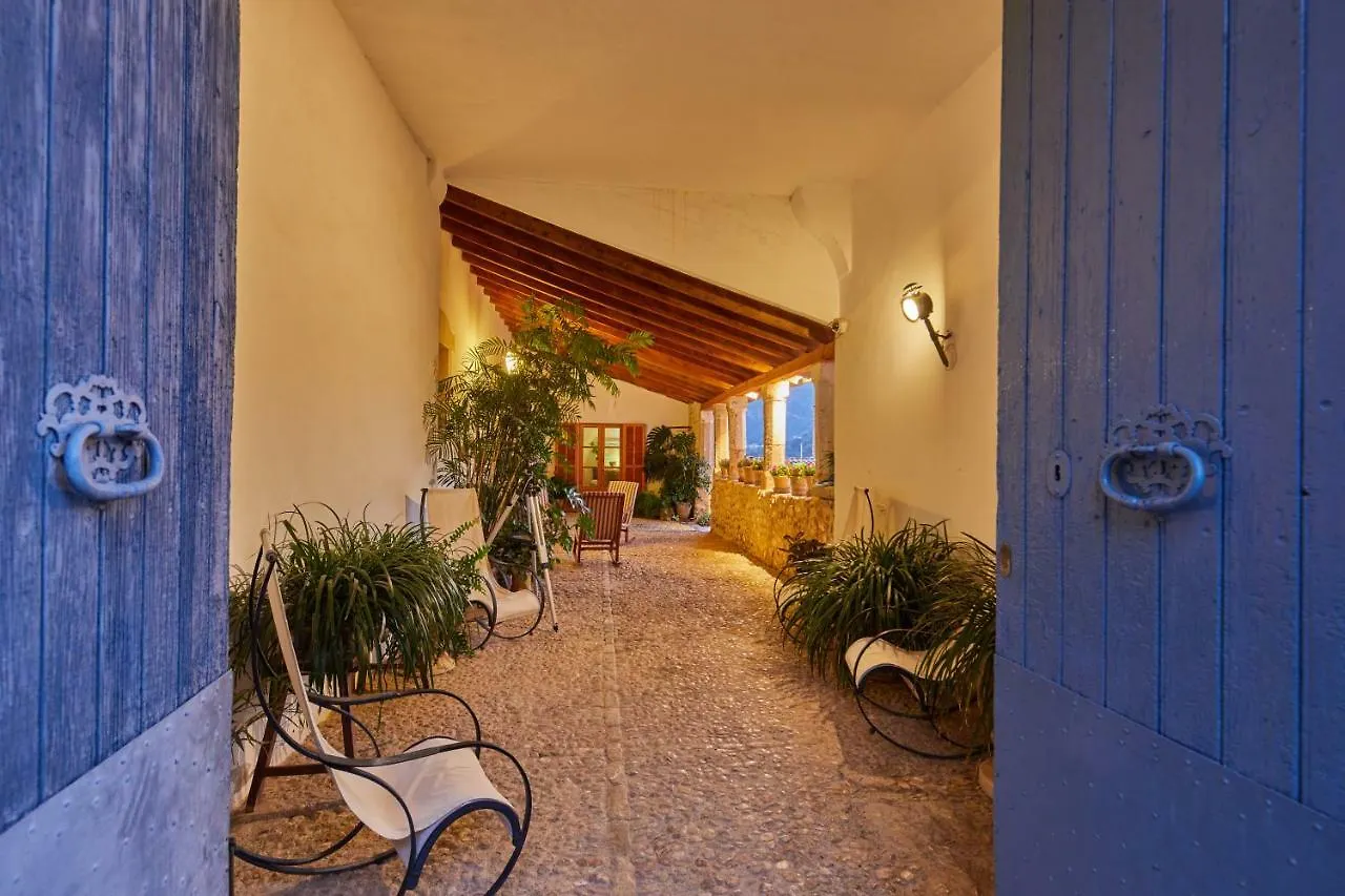 Farm stay Agroturismo Alqueria Blanca Bunyola Spain